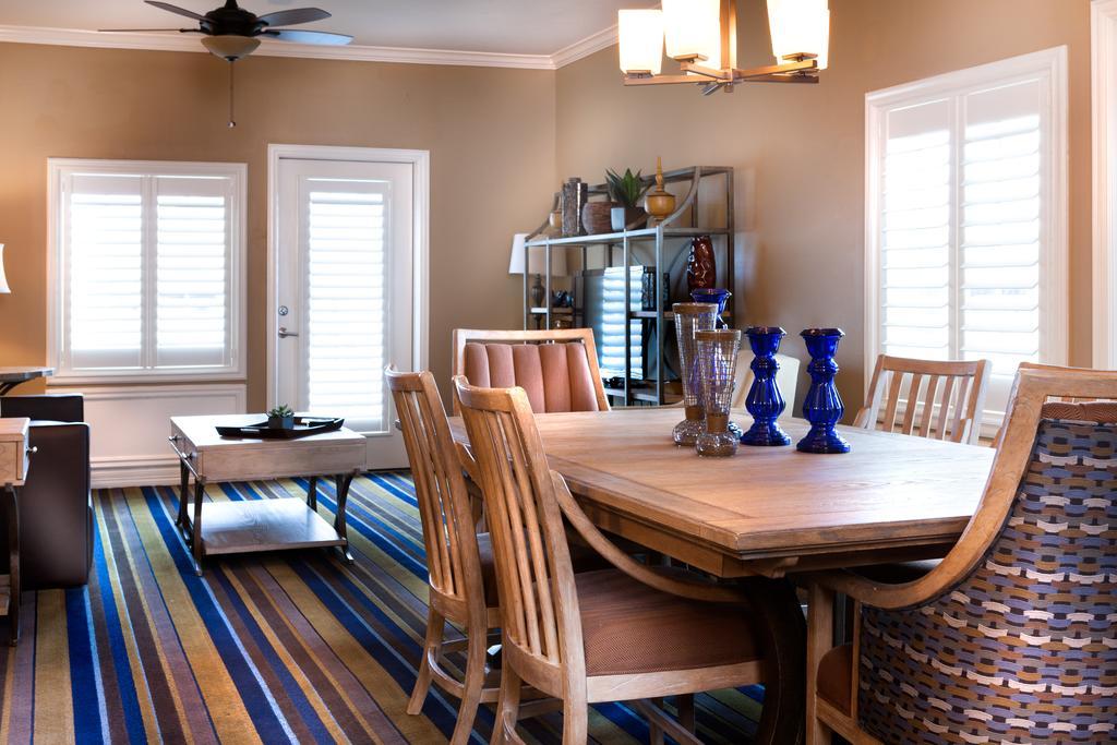 Boardwalk Inn Kemah Bilik gambar
